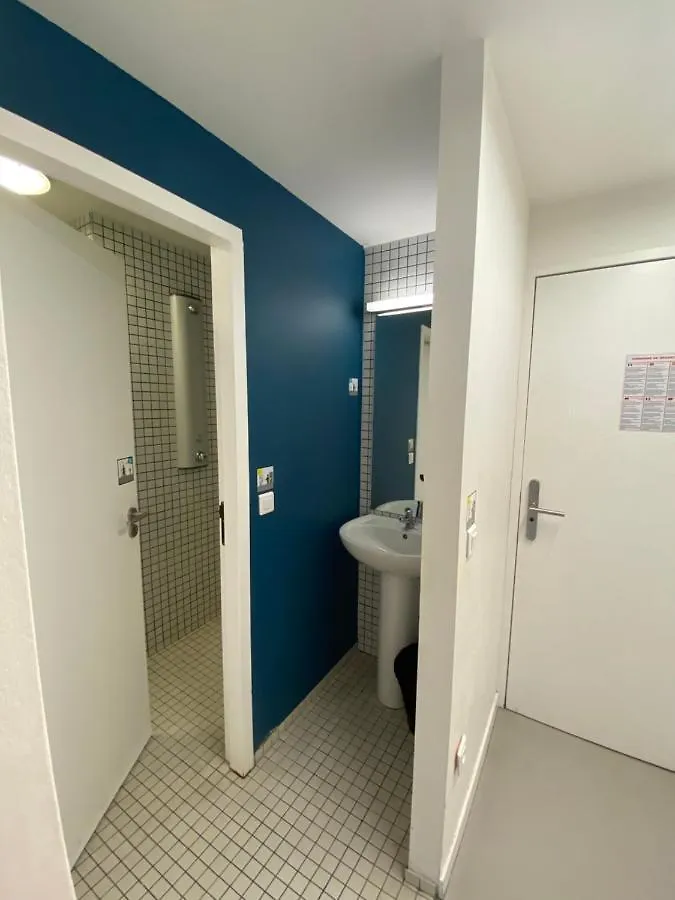 Auberge De Jeunesse Hi Lille 0*,