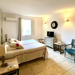 Un Coin De Luberon Apartment LʼIsle-sur-la-Sorgue